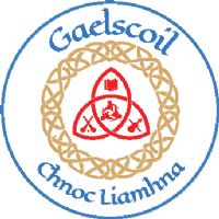 Gaelscoil Chnoc Liamhna Logo